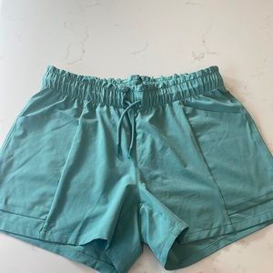 Athleta girl green shorts size XXL 16